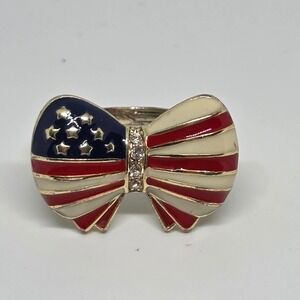 NRT USA Flag Bow Ring Rhinestone Accents Gold Tone Women's Statement Ring